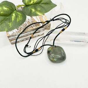Natural Labradorite Healing Stone Cord Necklace Unisex